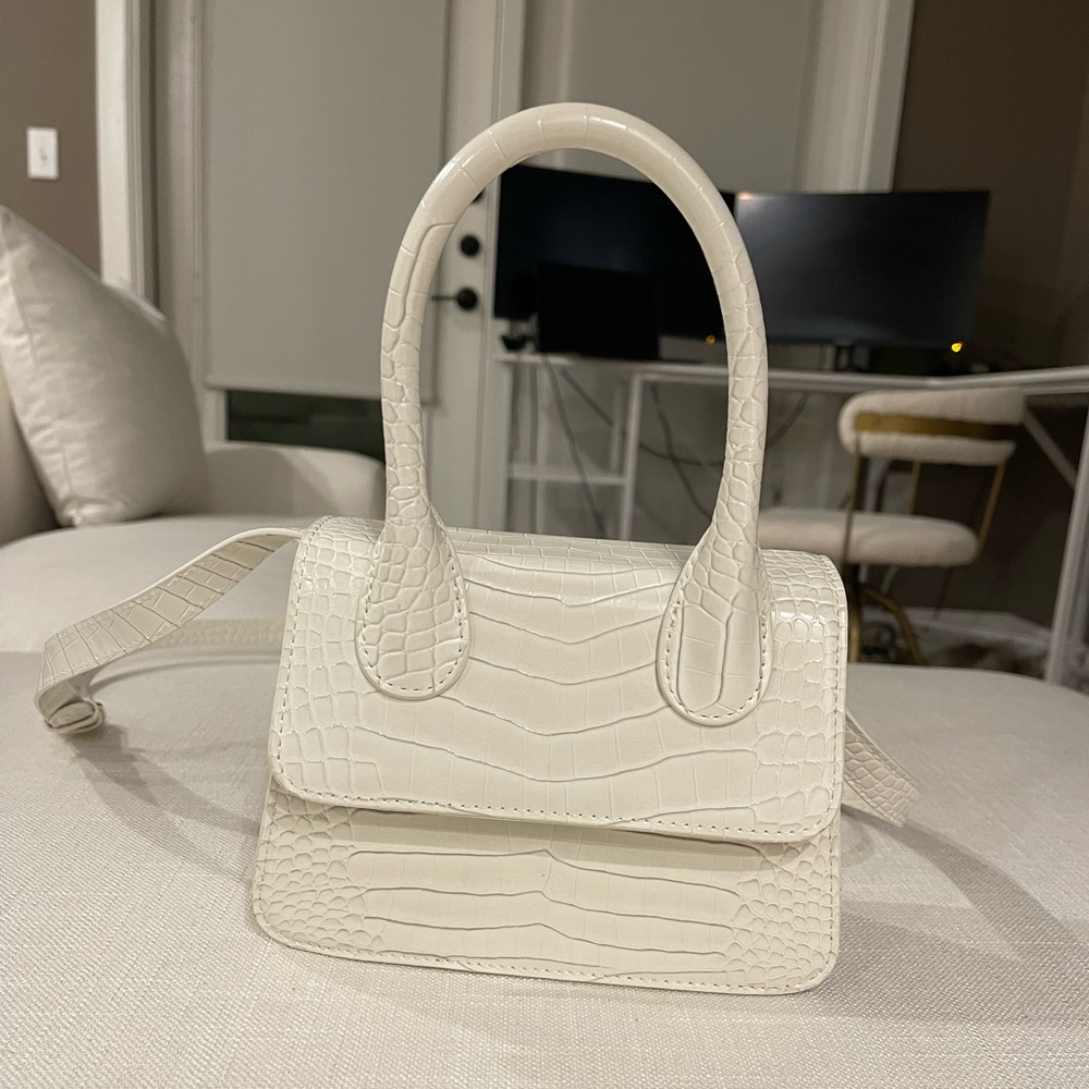 Abercrombie purse
